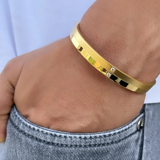 Matte Shiny Bracelet For Men With Two Diamonds